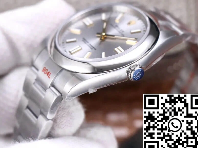 Factory Perpetual M124300-0001 Oyster EW 41MM Silver Dial Rolex 0524